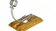 ¿El mejor jamonero? posiblemente Afinox Un cortador de jamón necesita además de mucha práctica, un buen jamonero. El que Afinox sea posiblemente el mejor jamonero del mundo no es ya una novedad ya que desde...